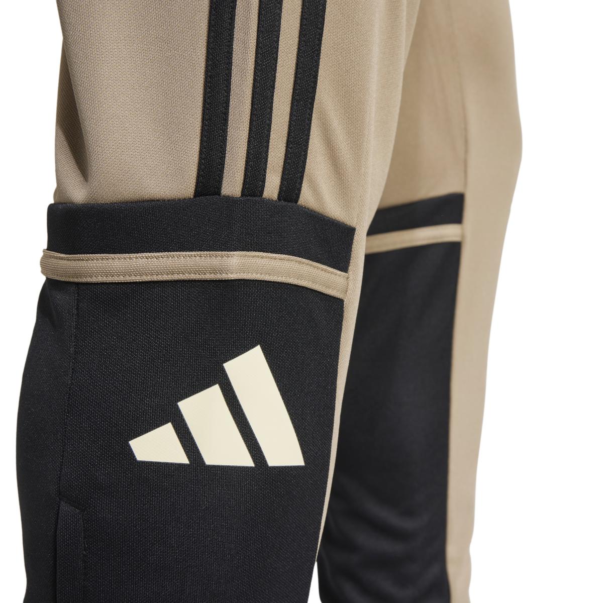 product/a/d/adidas_jp3374_6_apparel_on_model_detail_view_1_white.jpg