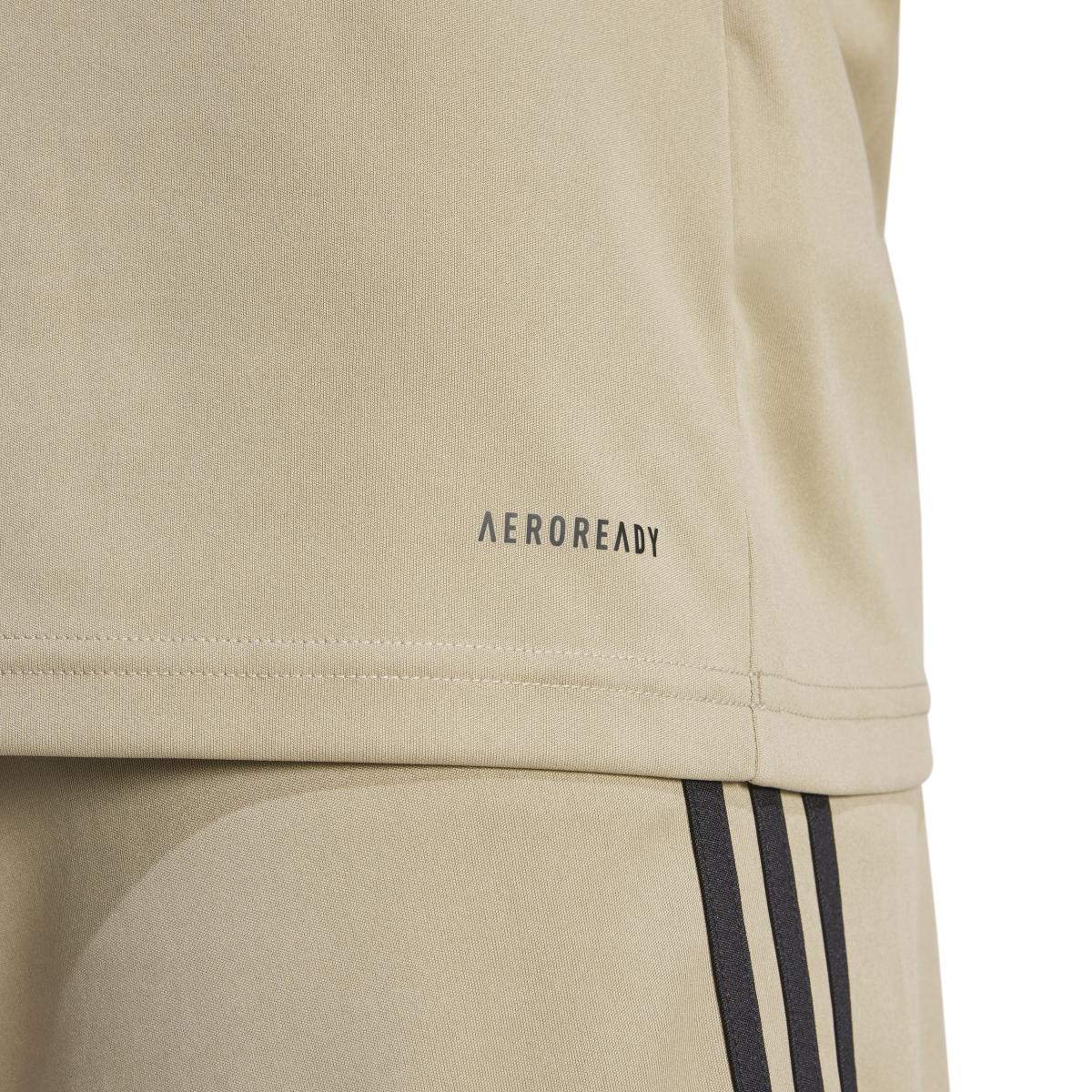 product/a/d/adidas_jp3412_9_apparel_on_model_detail_view_2_white.jpg