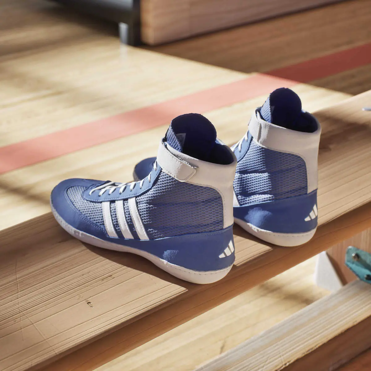 product/a/d/adidas_jp6121_18_footwear_photography_heromrktng_view_6-nw091625.jpg