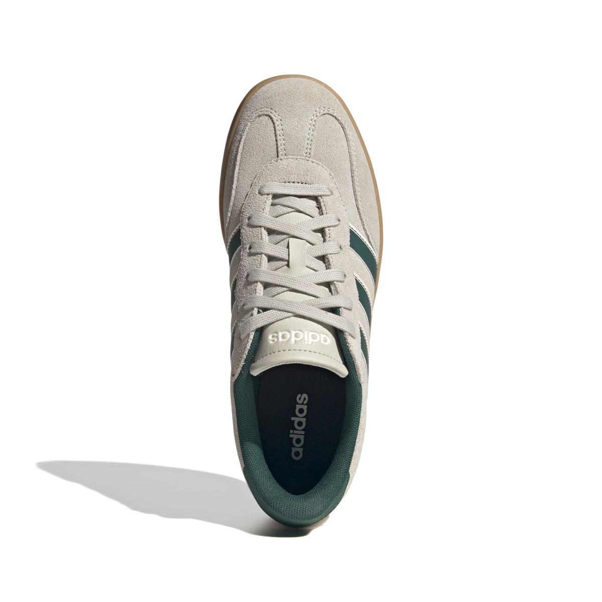 product/a/d/adidas_jp7106_3_footwear_photography_top_portrait_view_white-nw091625.jpg