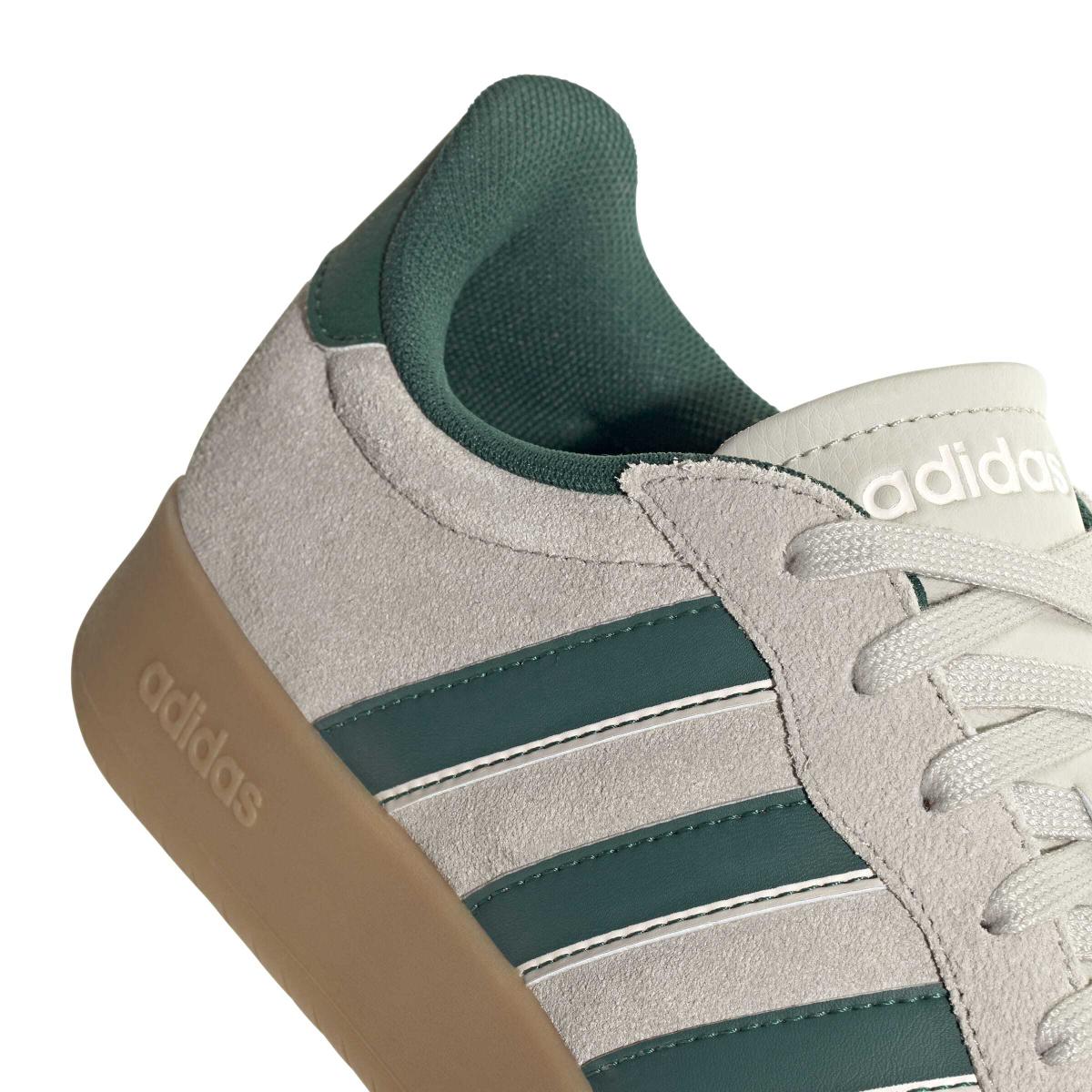 product/a/d/adidas_jp7106_8_footwear_photography_detail_view_1_white-nw091625.jpg