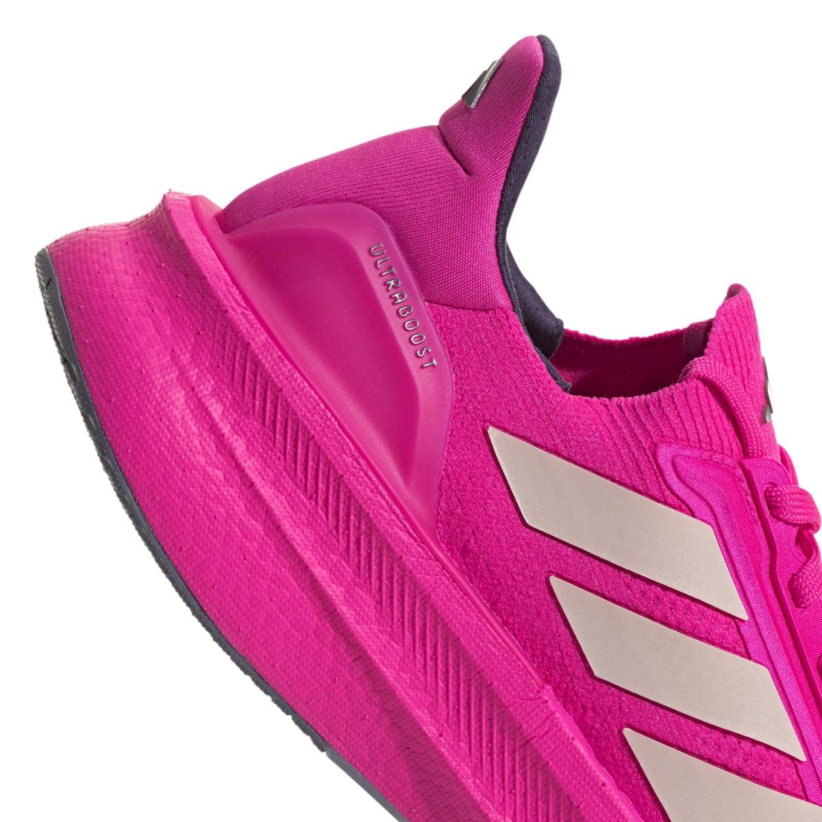 product/a/d/adidas_jq2928_9_footwear_photography_detail_view_2_white-nw091625.jpg