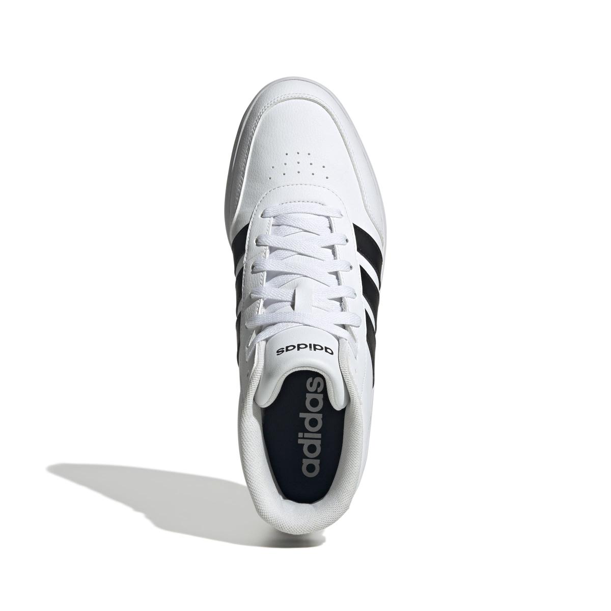 product/a/d/adidas_jq5484_3_footwear_photography_top_portrait_view_white-nw091625.jpg