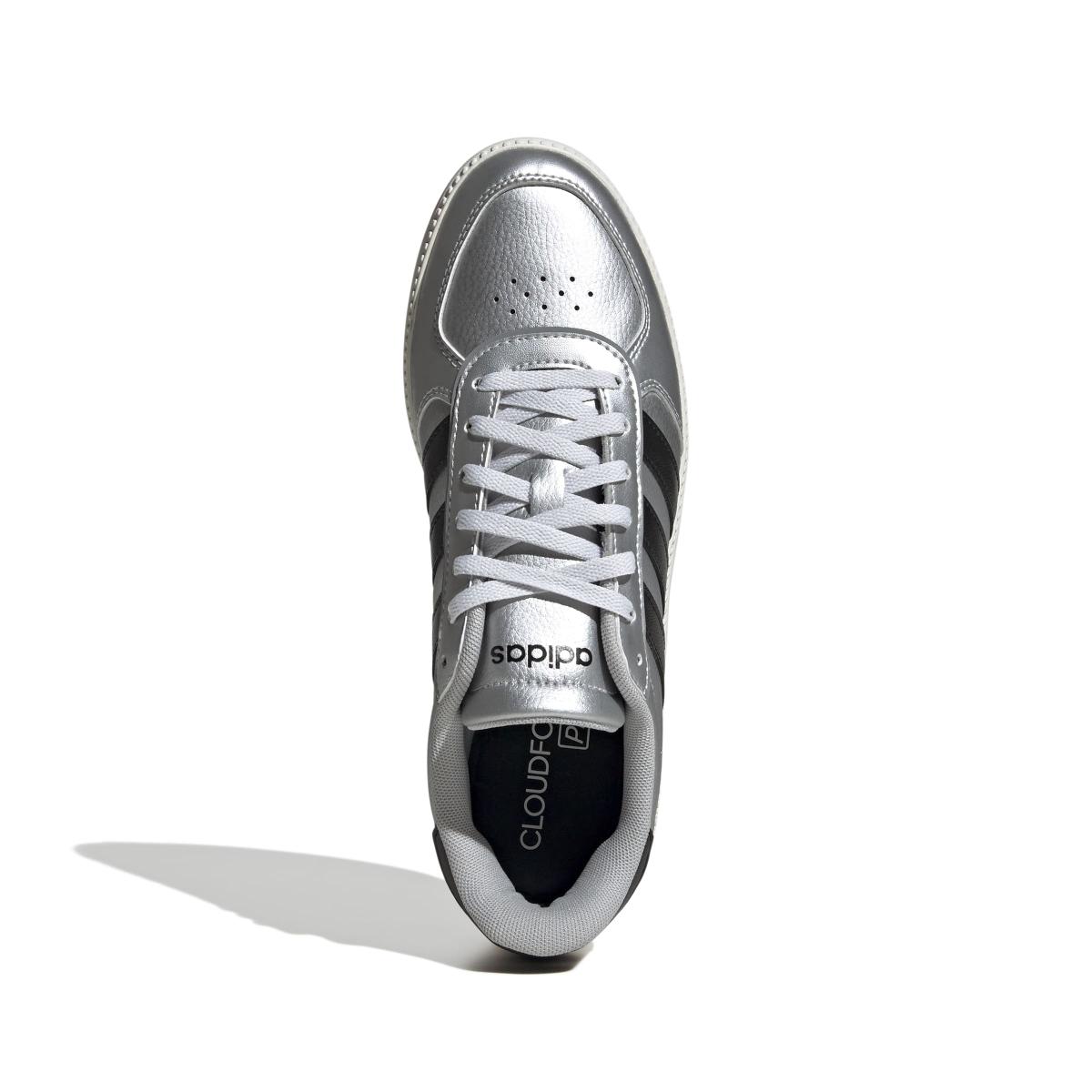 product/a/d/adidas_jq8263_3_footwear_photography_top_portrait_view_white-nw091625.jpg