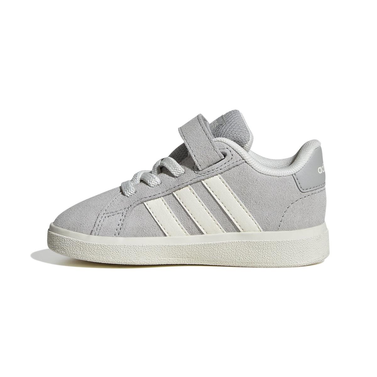 product/a/d/adidas_jr0782_5_footwear_photography_side_medial_center_view_white-nw091625.jpg