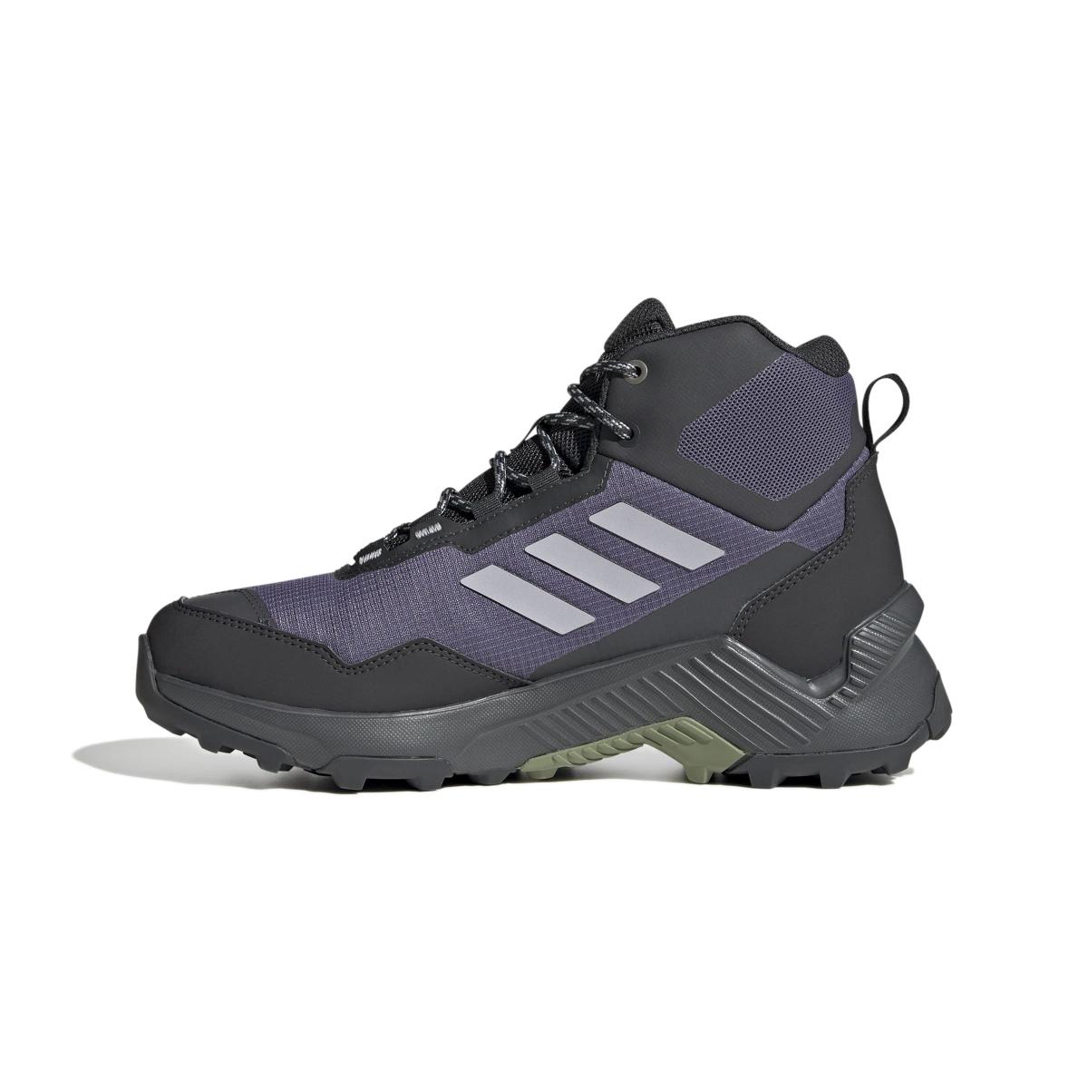 product/a/d/adidas_jr2707_5_footwear_photography_side_medial_center_view_white-nw091625.jpg