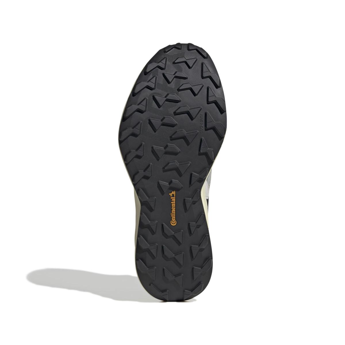product/a/d/adidas_jr5609_4_footwear_photography_bottom_view_white-nw091725.jpg