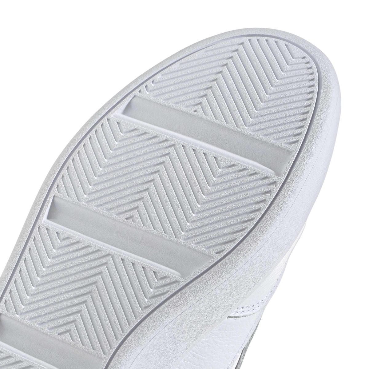 product/a/d/adidas_jr7672_8_footwear_photography_detail_view_1_white-nw091725.jpg