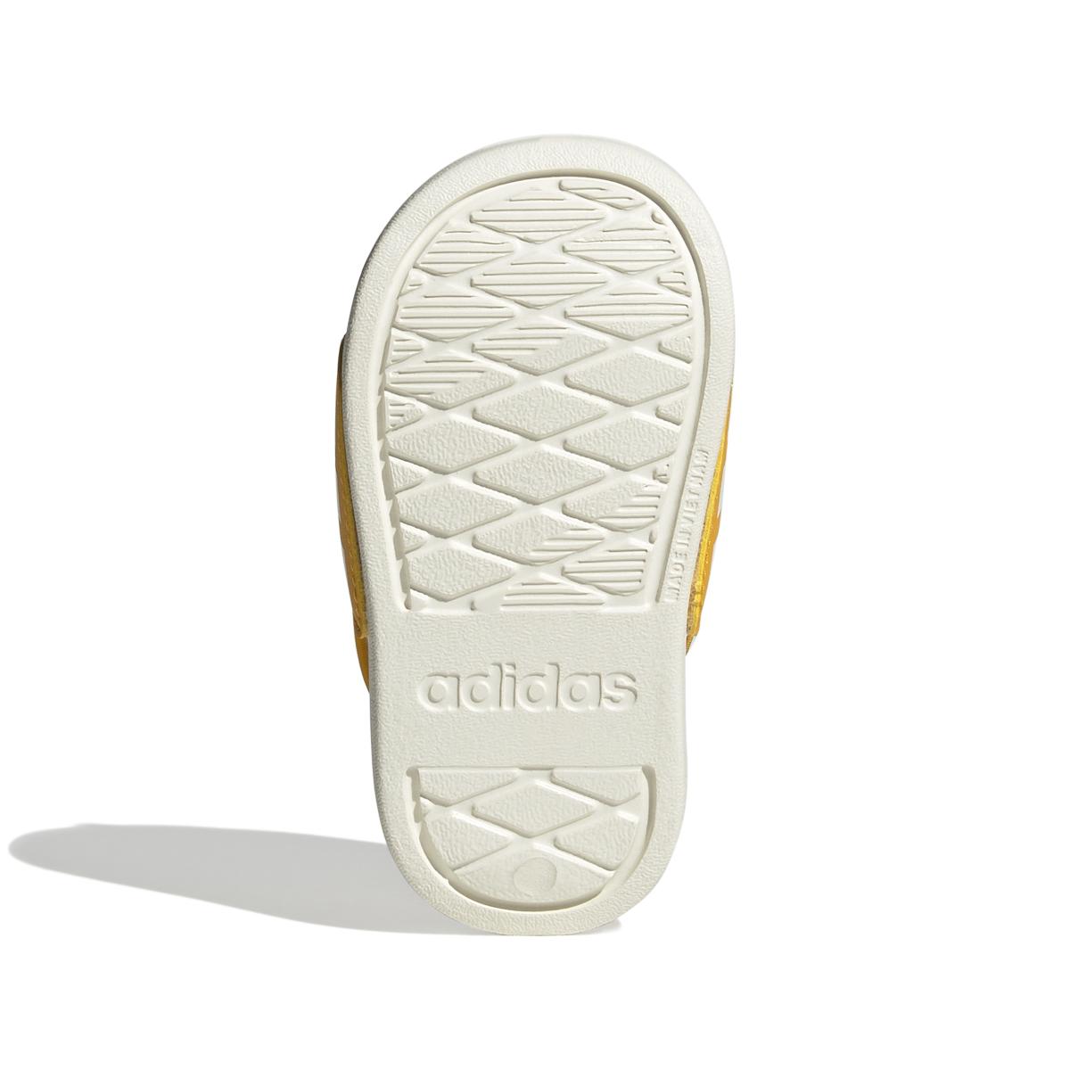 product/a/d/adidas_jr8355_4_footwear_photography_bottom_view_white-nw091725.jpg
