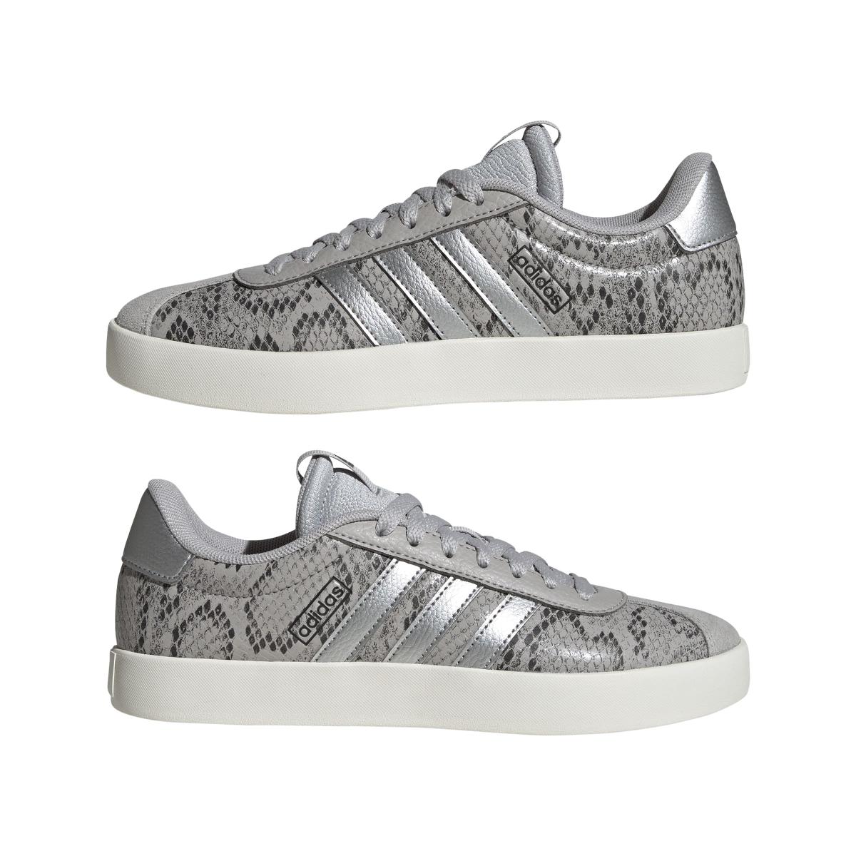 product/a/d/adidas_jr8669_10_footwear_photography_mirrored_pair_view_white-nw091725.jpg