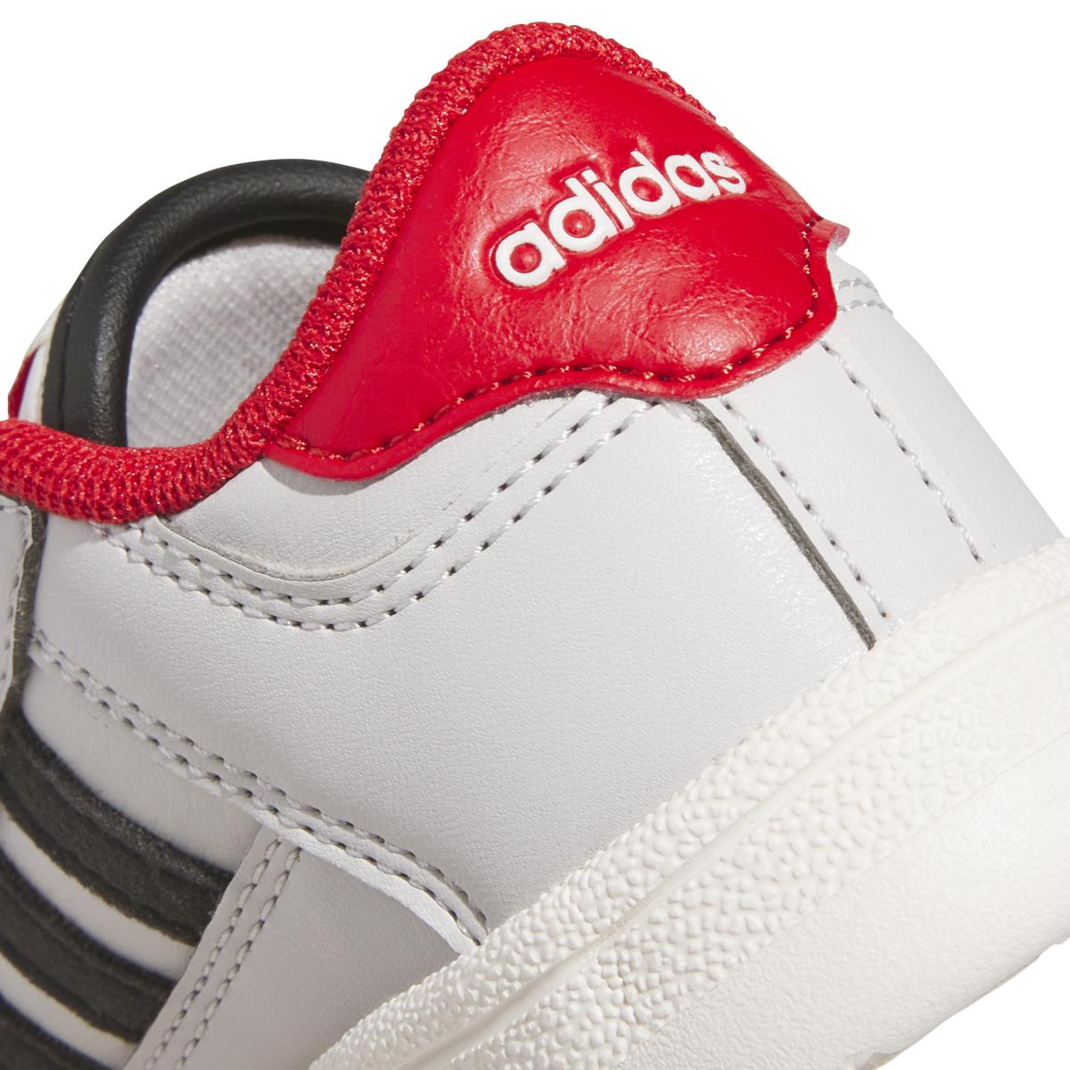 product/a/d/adidas_js0638_9_footwear_photography_detail_view_2_white-nw091725.jpg