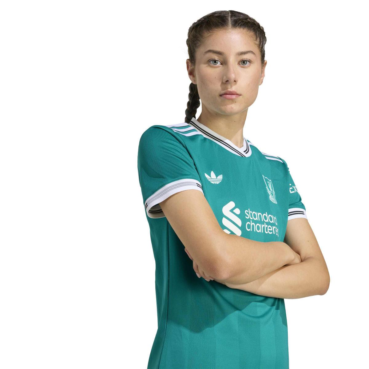 product/a/d/adidas_jv6463_8_apparel_on_model_detail_view_2_white.jpg