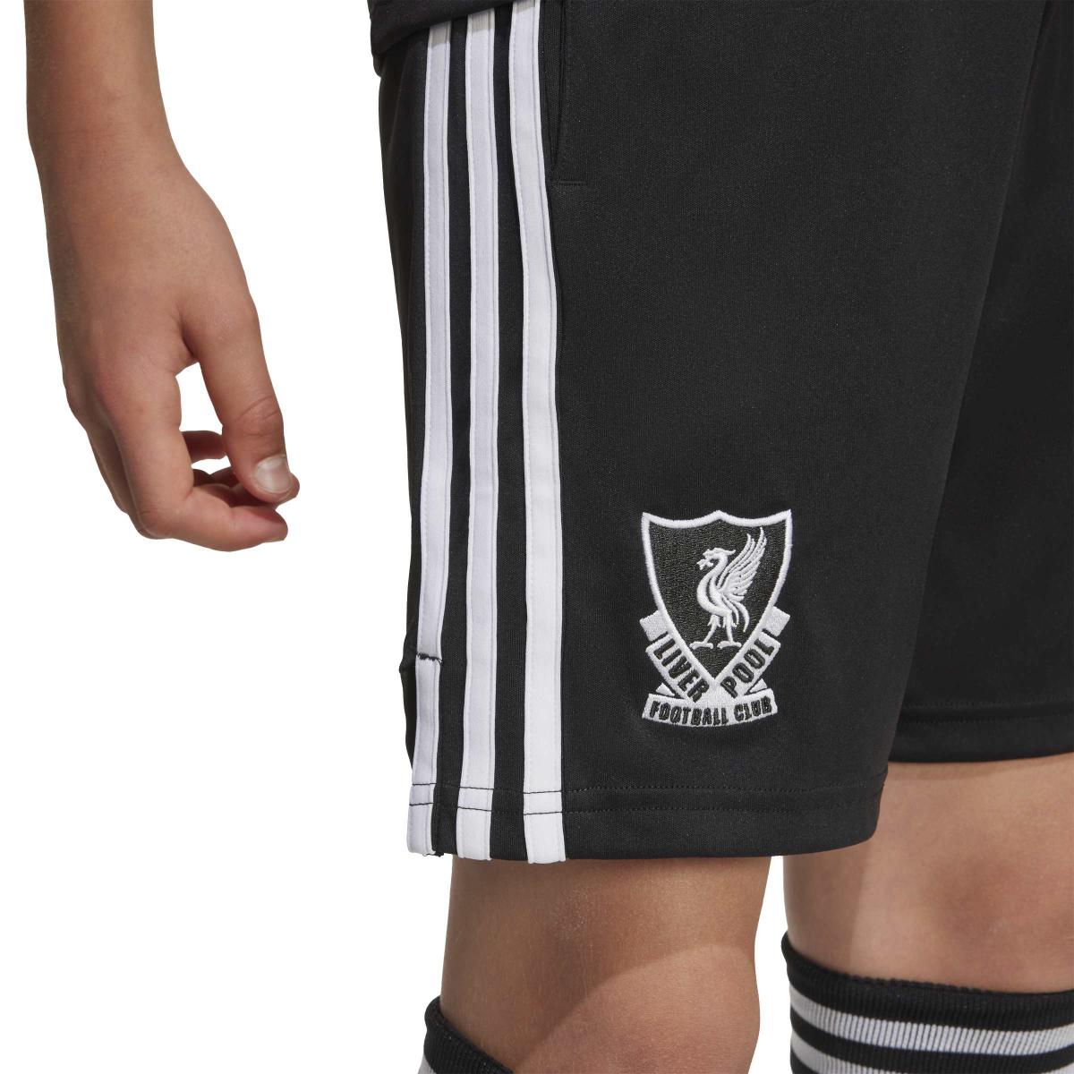 product/a/d/adidas_jv6483_6_apparel_on_model_detail_view_2_white.jpg