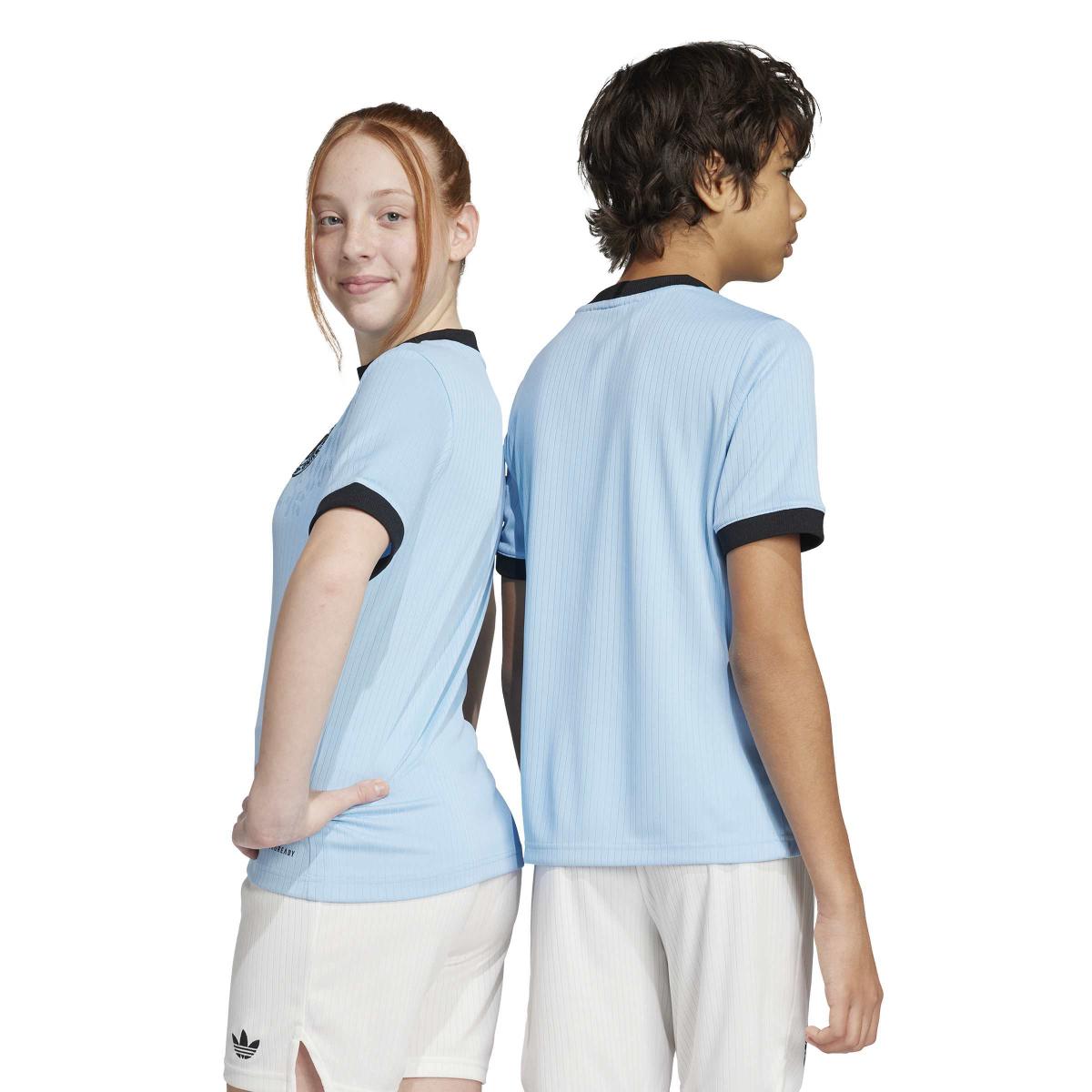 product/a/d/adidas_jy1317_7_apparel_on_model_standard_unisex_back_view_white.jpg