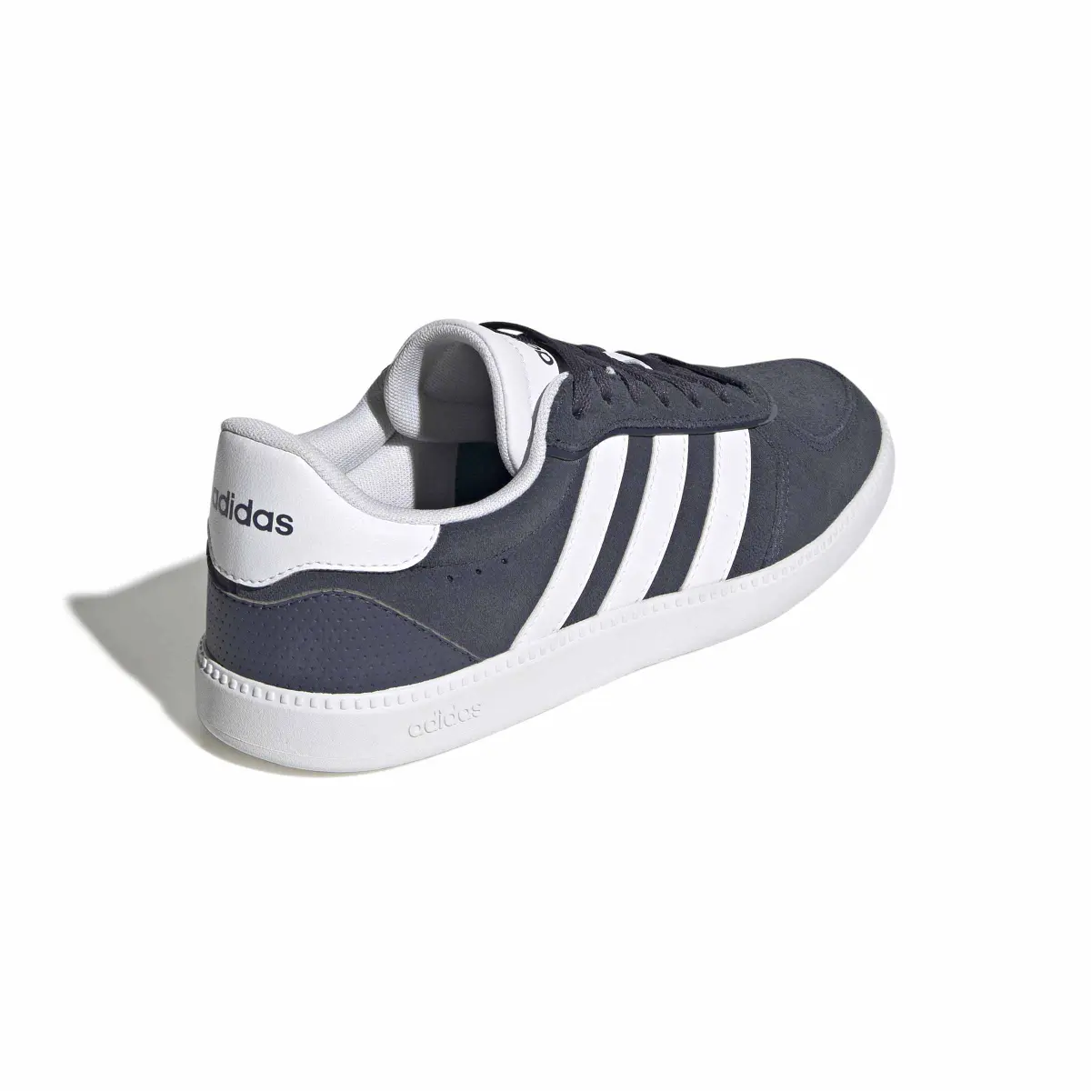 product/a/d/adidas_ki3145_7_footwear_photography_back_lateral_top_view_white-nw091725.jpg