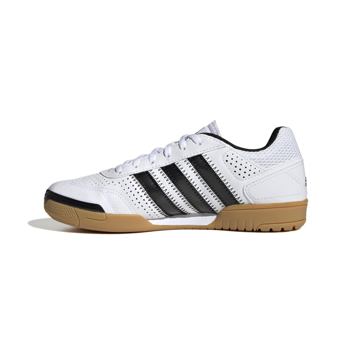 product/a/d/adidas_q20927_5_footwear_photography_side_medial_center_view_white_000.jpg