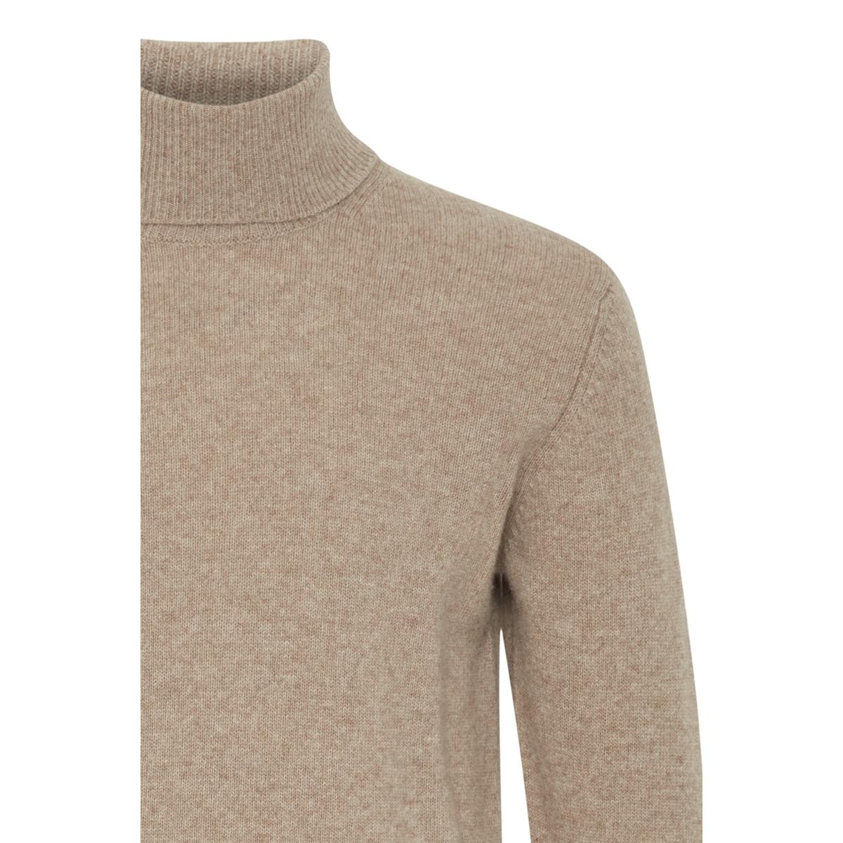 product/c/a/casual-friday_20503971-1713121_2.jpg