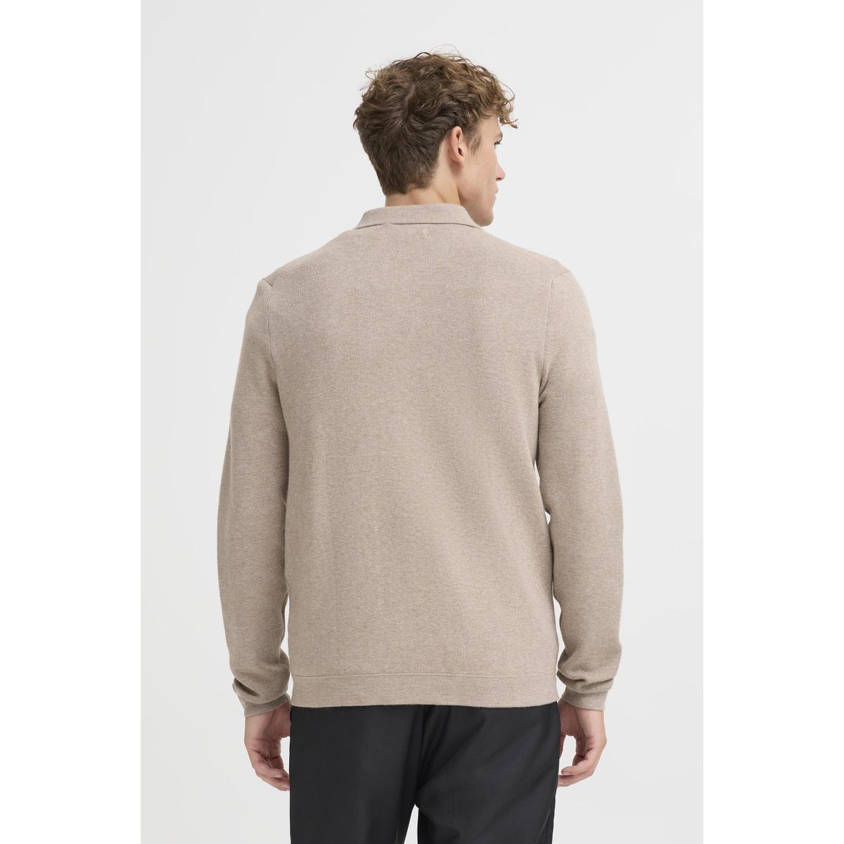product/c/a/casual-friday_20505595-1711051_4.jpg