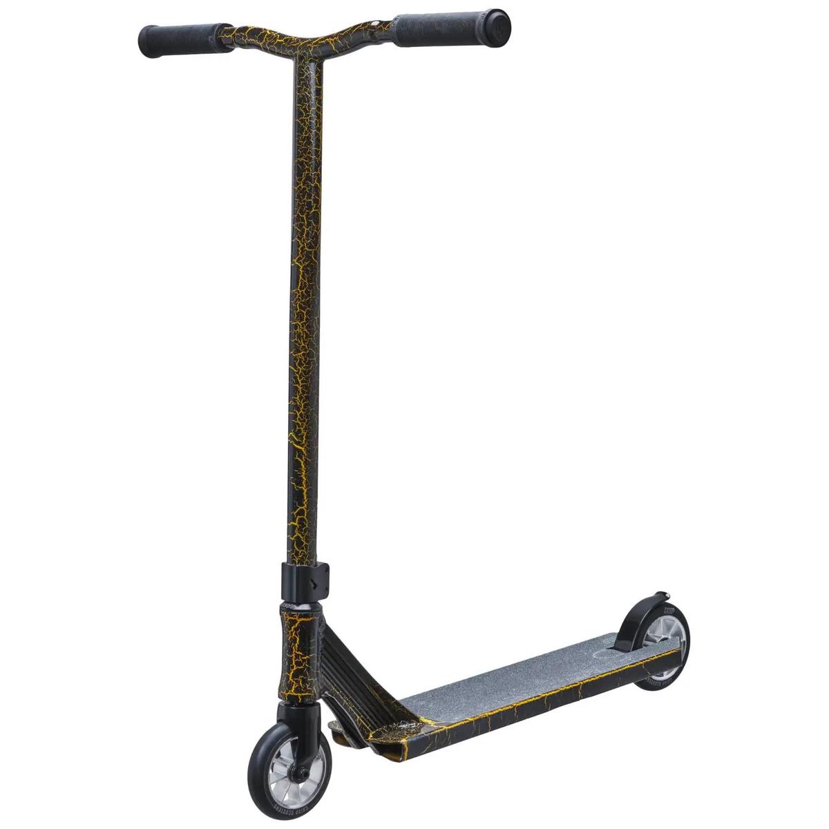 product/c/r/crisp-scooters_122010_gold-cracking_1.jpg