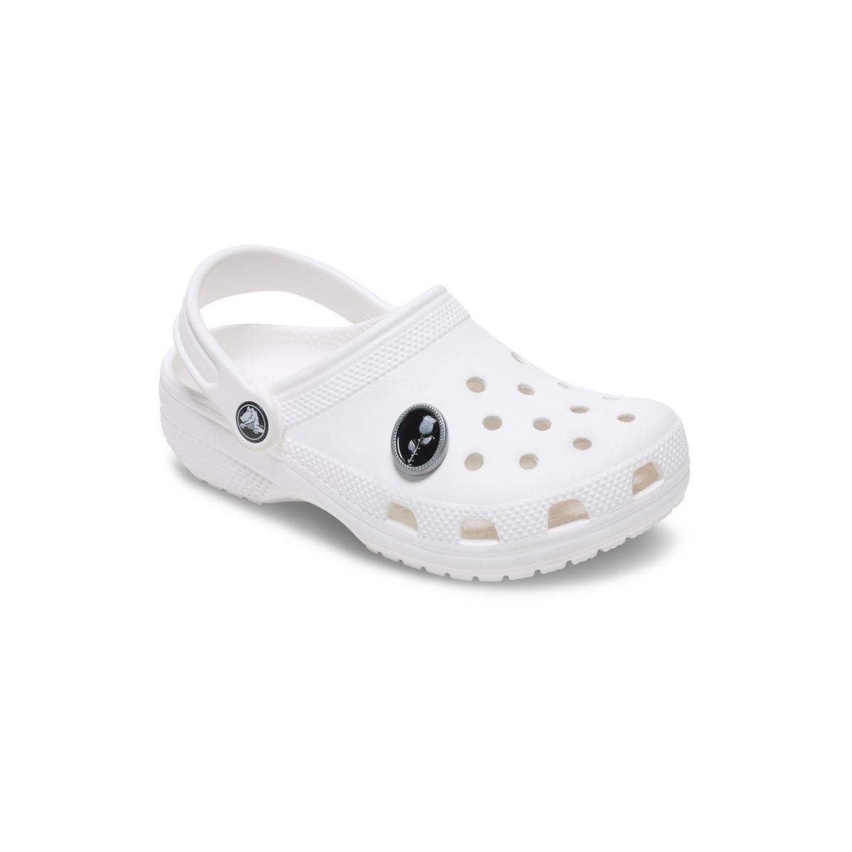 product/c/r/crocs-10016601-silver-5.jpg
