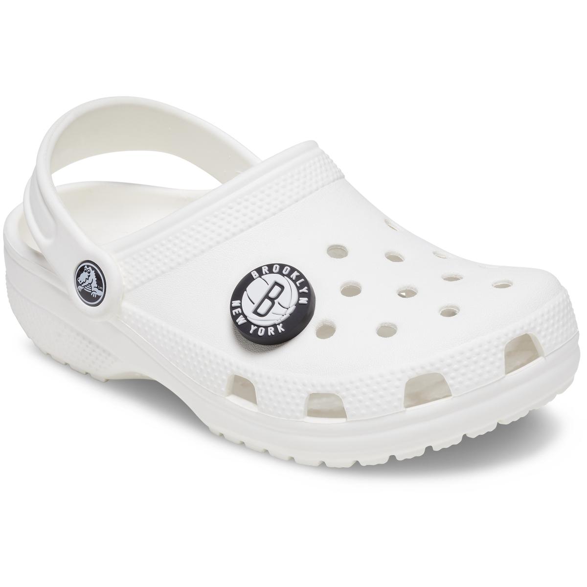 product/c/r/crocs_10011887_noir_3.jpg