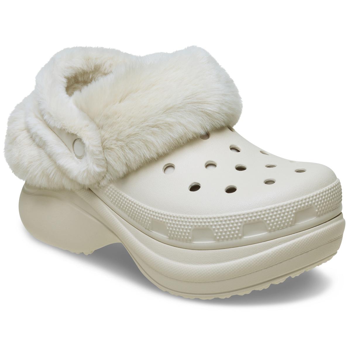 product/c/r/crocs_211753-160_4-q325.jpg