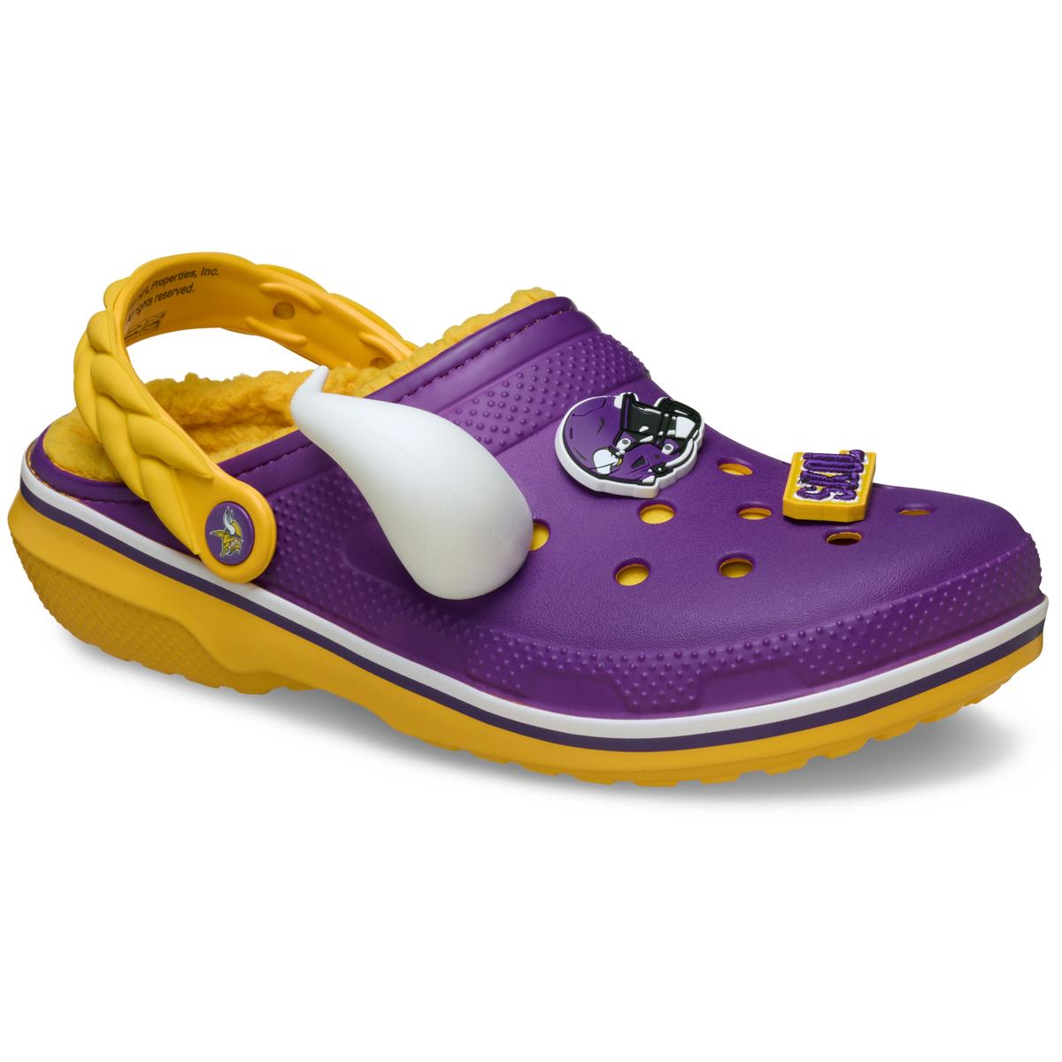 product/c/r/crocs_212735-90h_4-nw092925.jpg