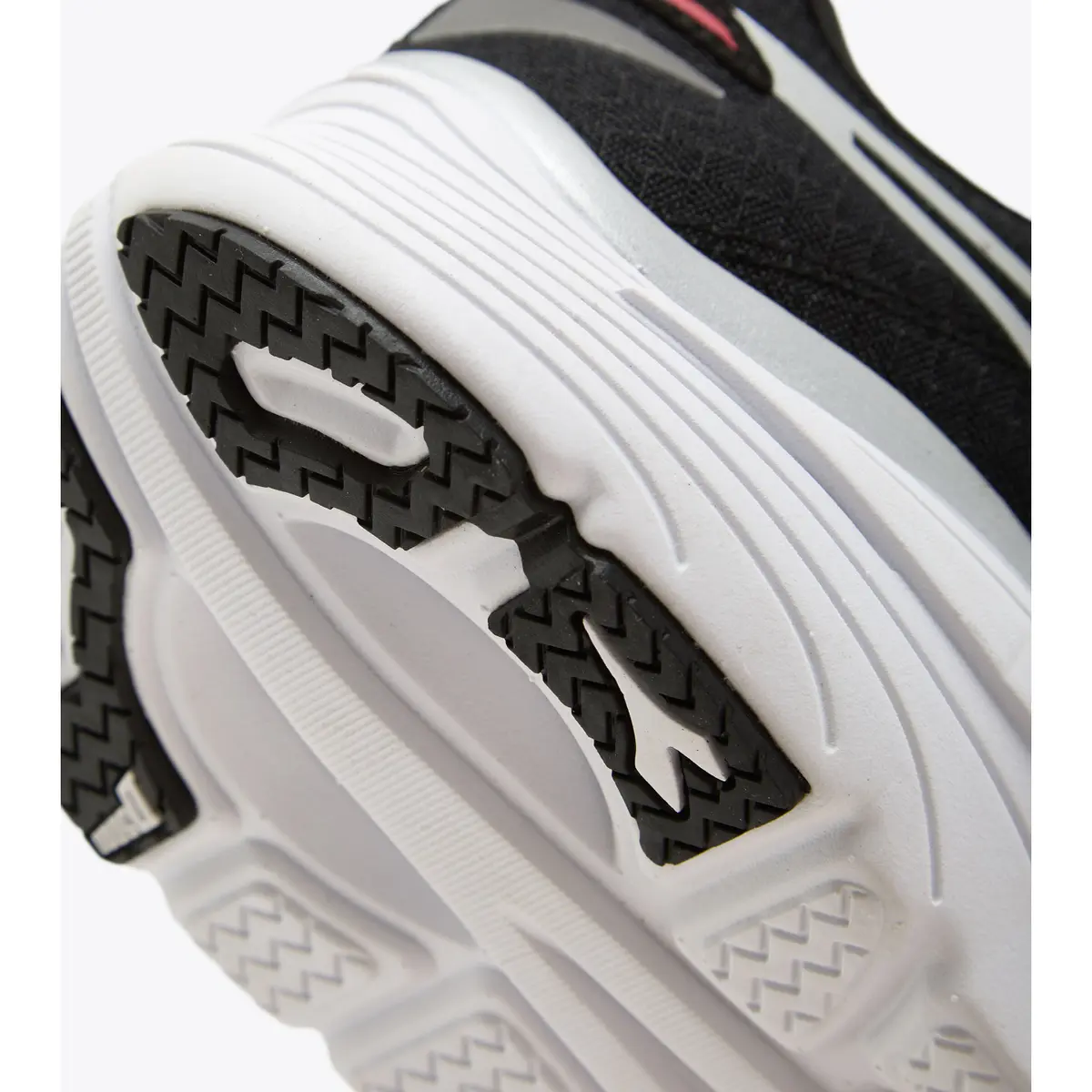 product/d/i/diadora_101.179095-c3513_nero-argento-bianco-ottico_5.jpg