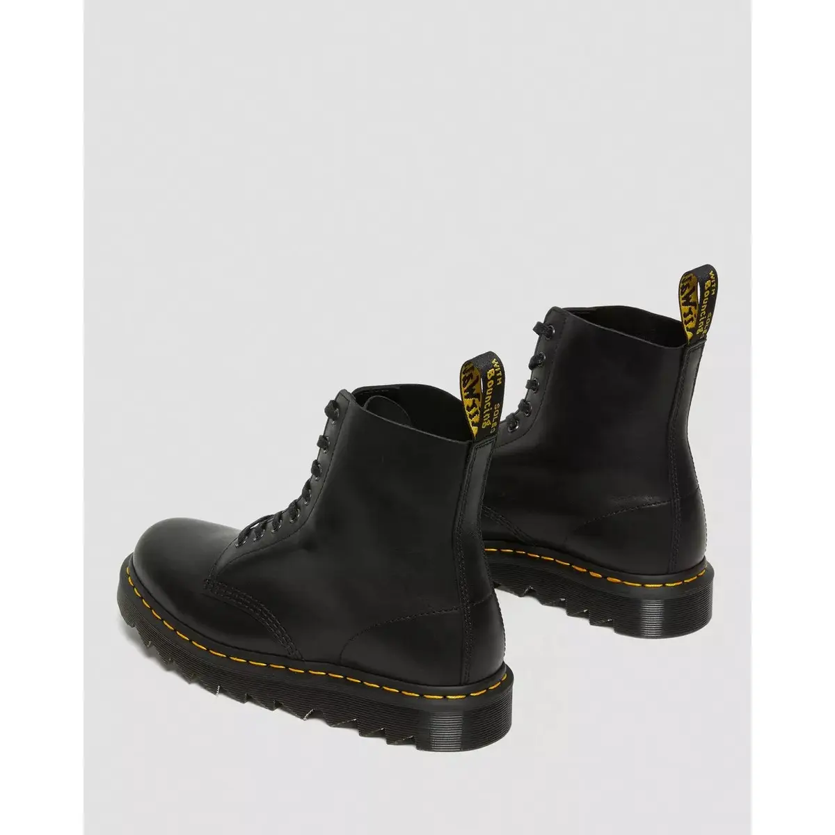 product/d/r/dr-martens_26324001_noir_4.jpg
