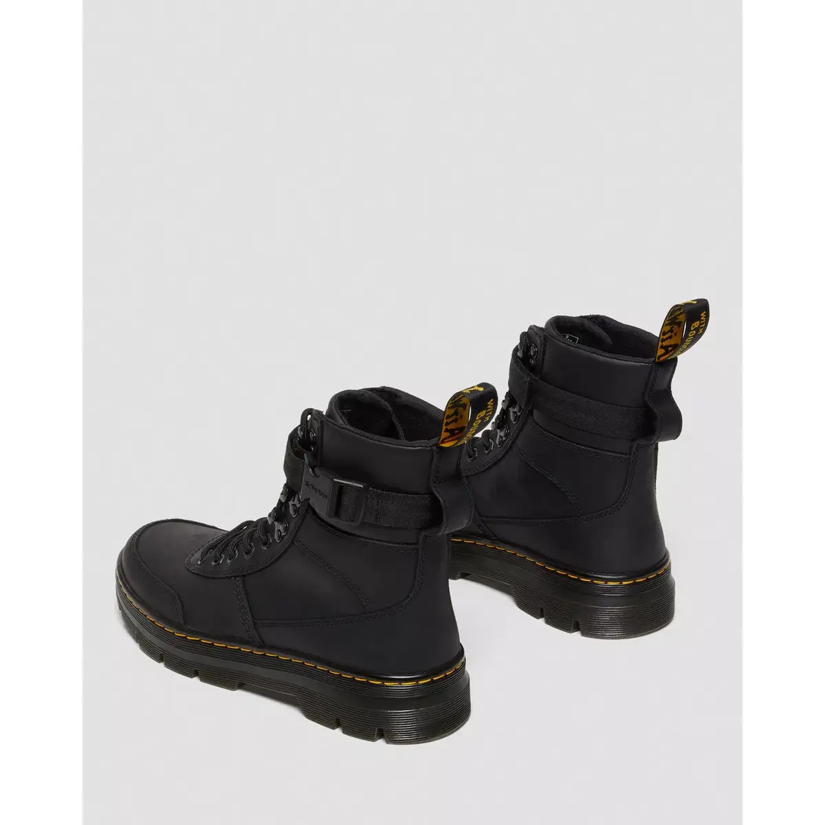 product/d/r/dr-martens_27801001_noir_5.jpg