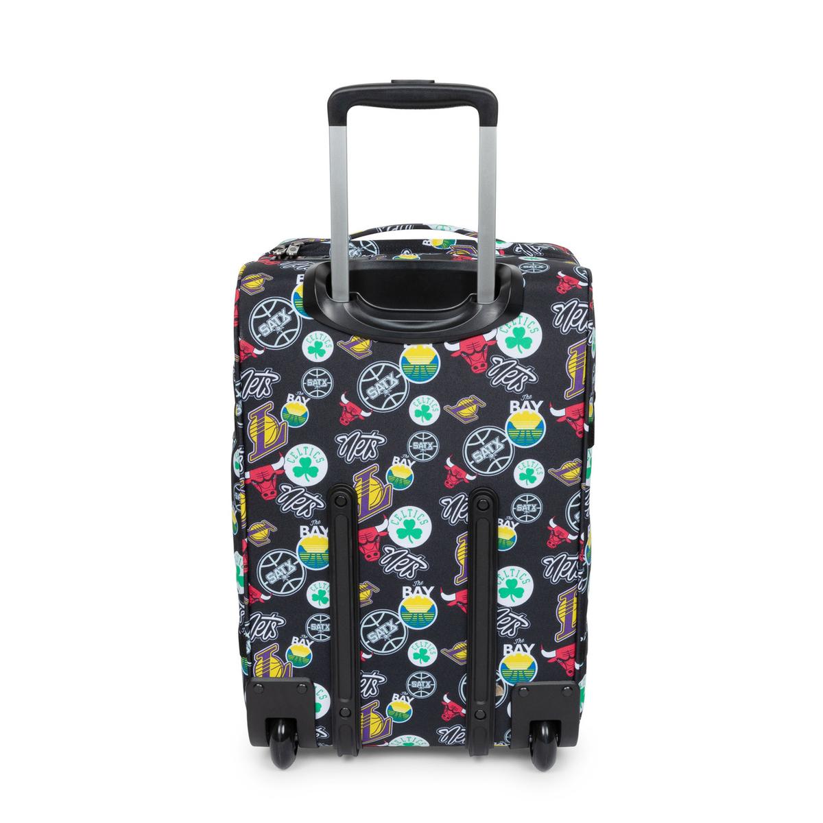 product/e/a/eastpak-ek0a5ba75z6-nba-team-pattern-4.jpg