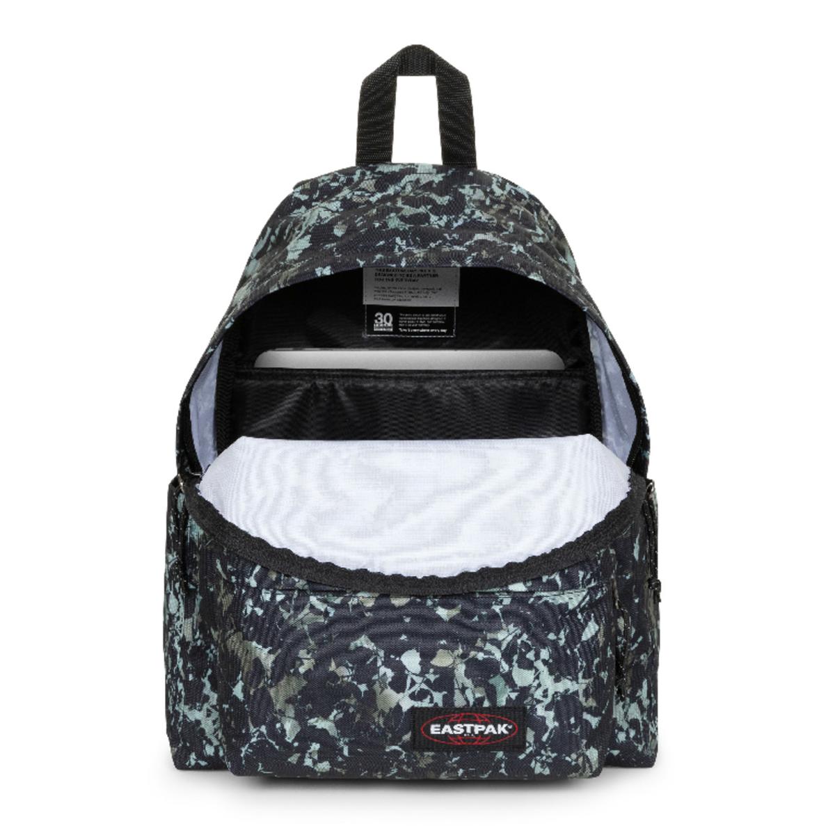 product/e/a/eastpak-ek0a5bg45w7-camouflora-dark-3.jpg