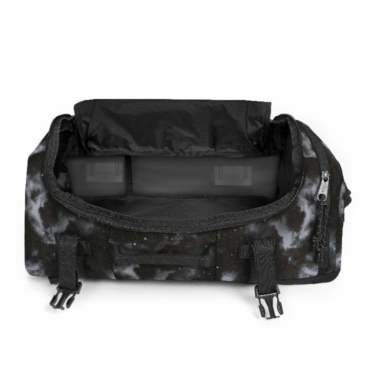 product/e/a/eastpak-ek0a5bhj5w9-clouds-black-3.jpg