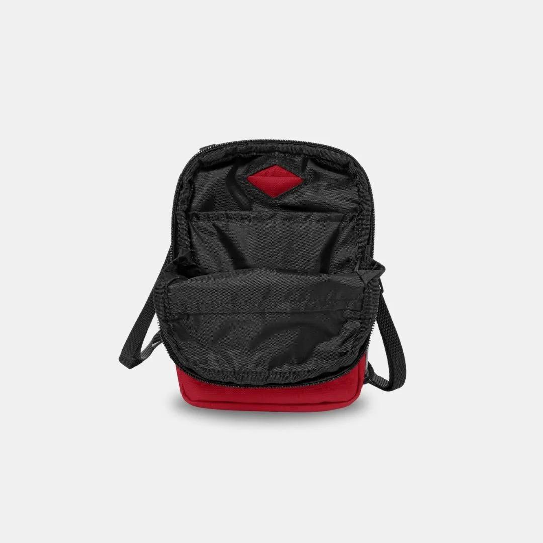 product/e/a/eastpak_ek0007241o9_scarlet-red_3.jpg