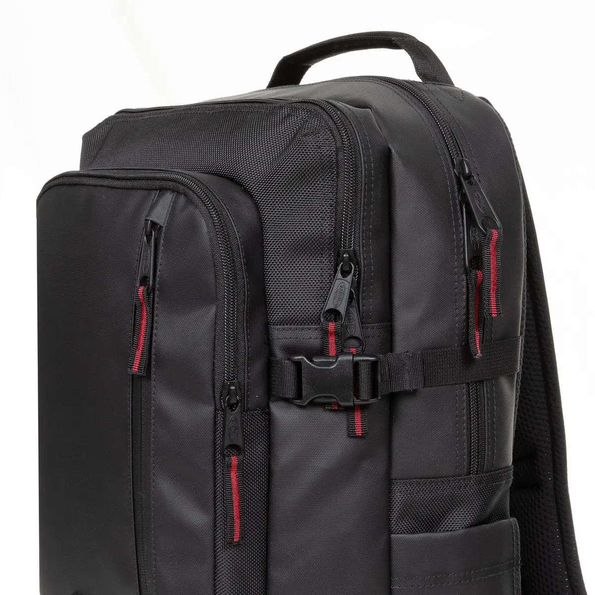 product/e/a/eastpak_ek00092d3w8_cnnct-top-black_6.jpg