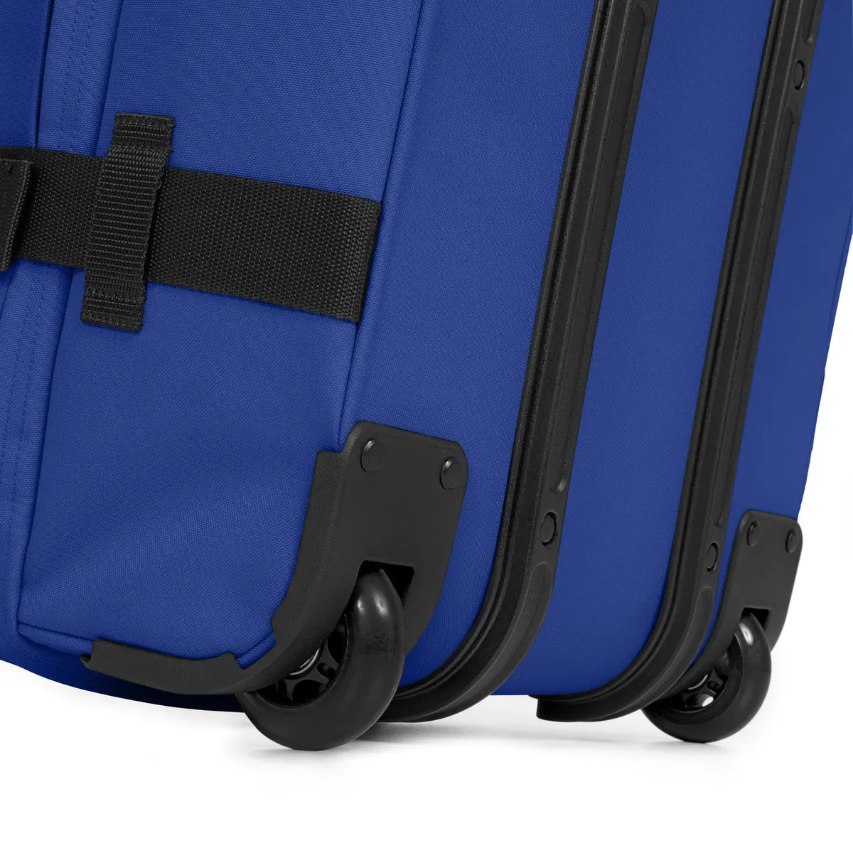 product/e/a/eastpak_ek0a5ba96v2_electric-blue_7.jpg
