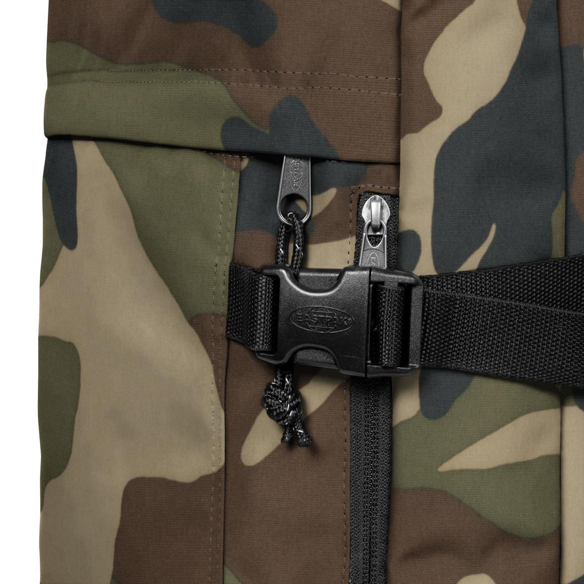 product/e/a/eastpak_ek0a5bbr181_camo_5.jpg