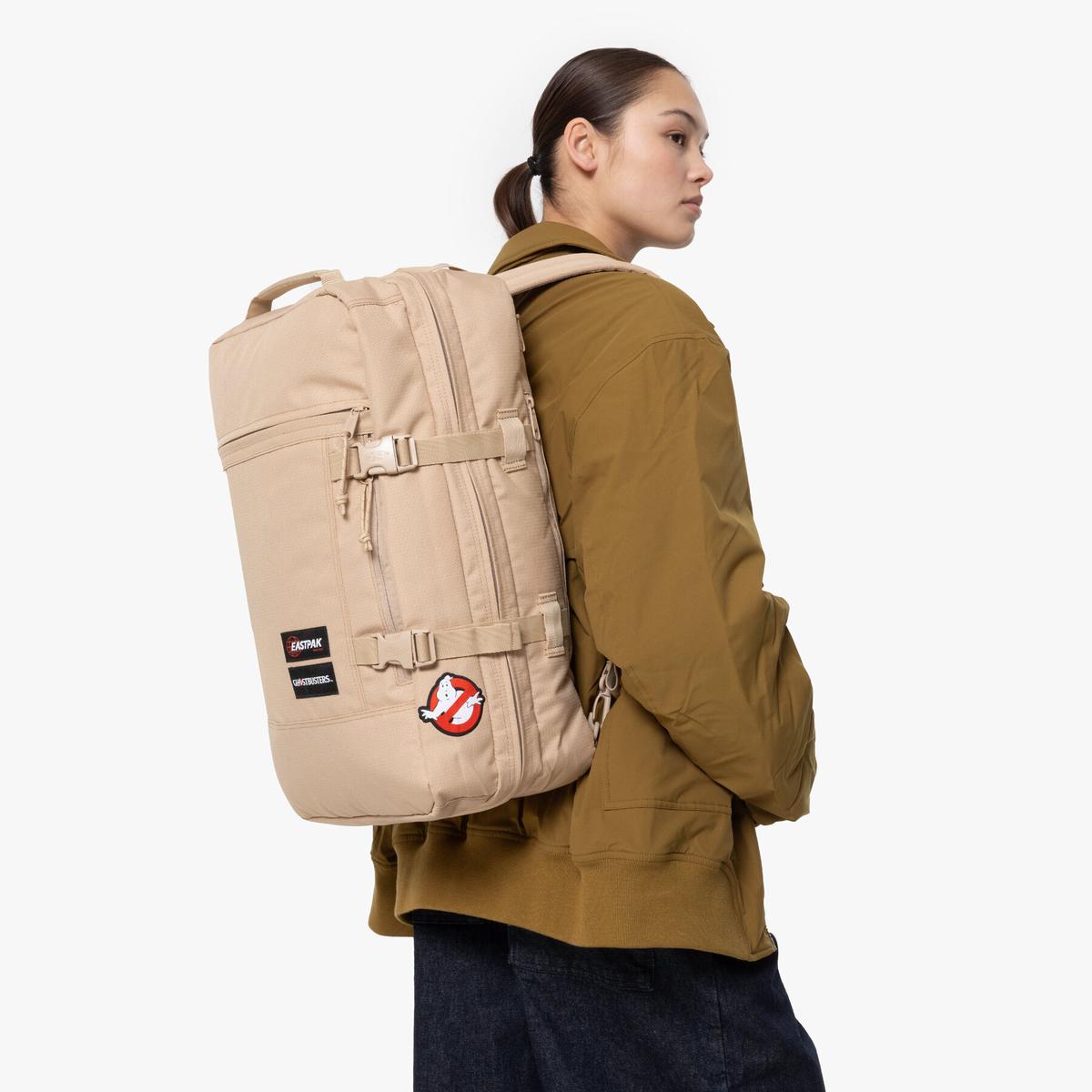 product/e/a/eastpak_ek0a5bbr1z3_002.jpg