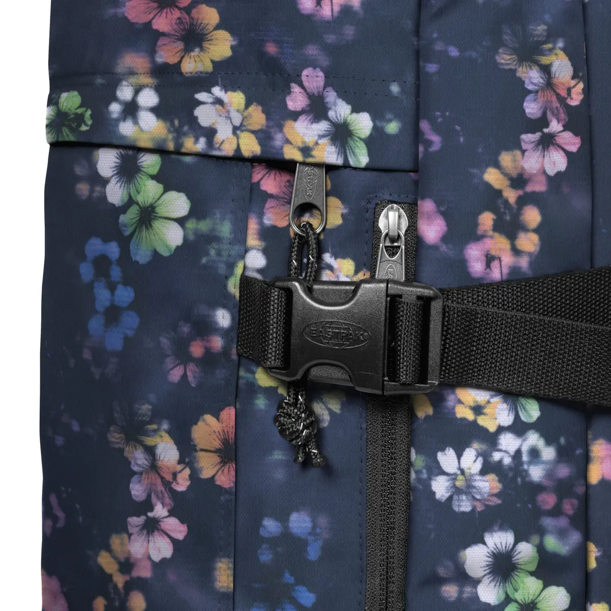 product/e/a/eastpak_ek0a5bbr7v1_flora-fade-navy_7.jpg