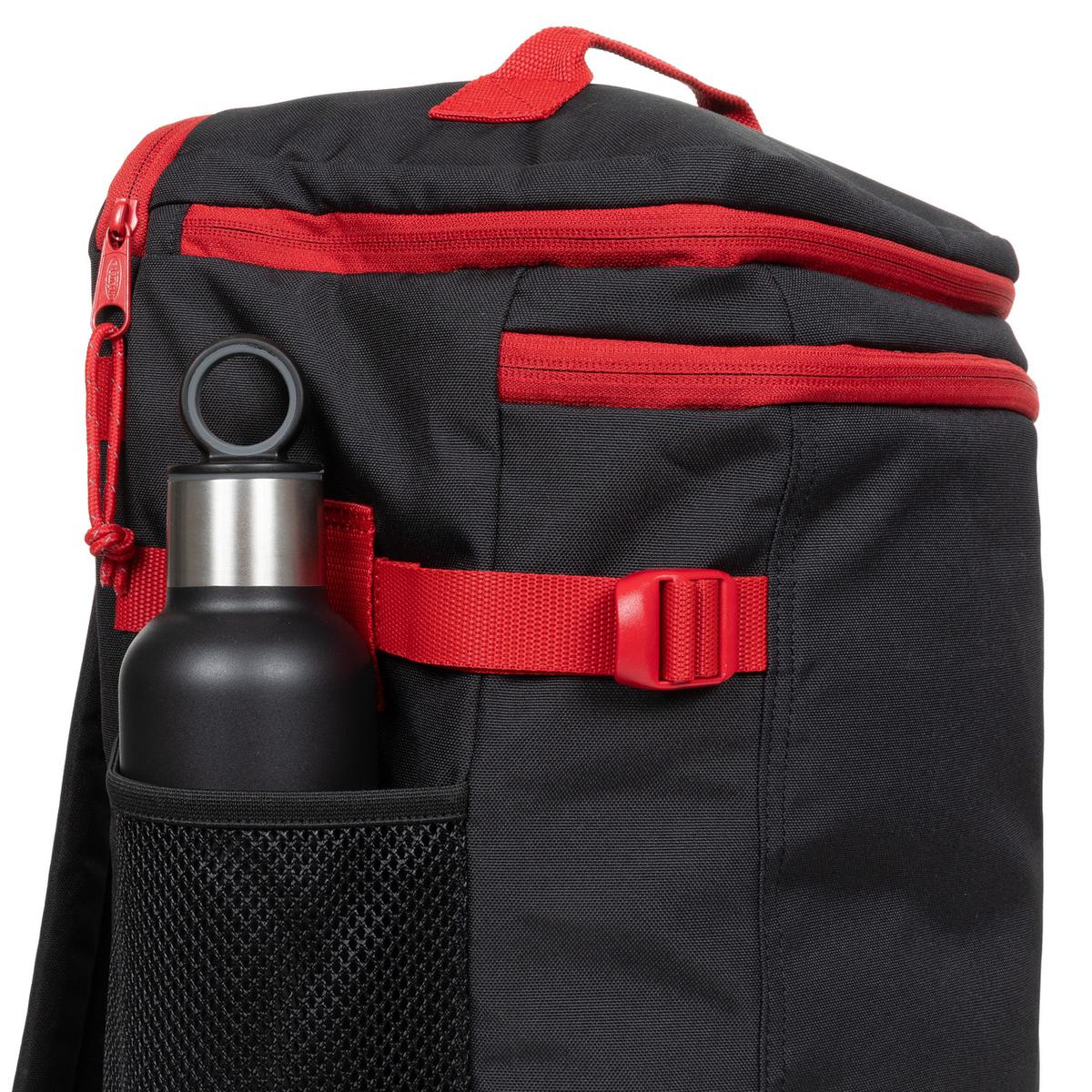 product/e/a/eastpak_ek0a5bhj4w5_kontrast-scarlet_12.jpg