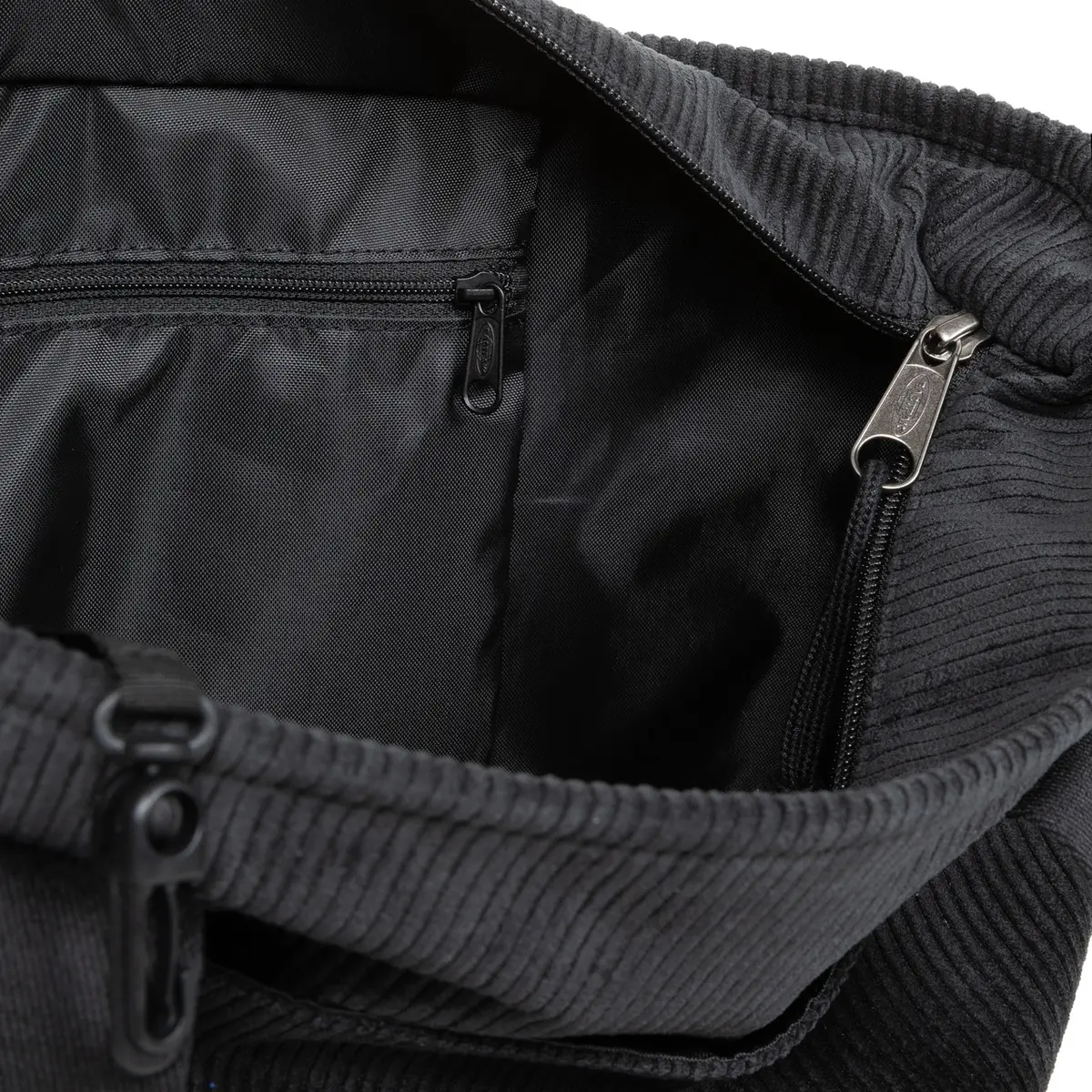 product/e/a/eastpak_ek0a5bic4w8_ribs-black_14.jpg