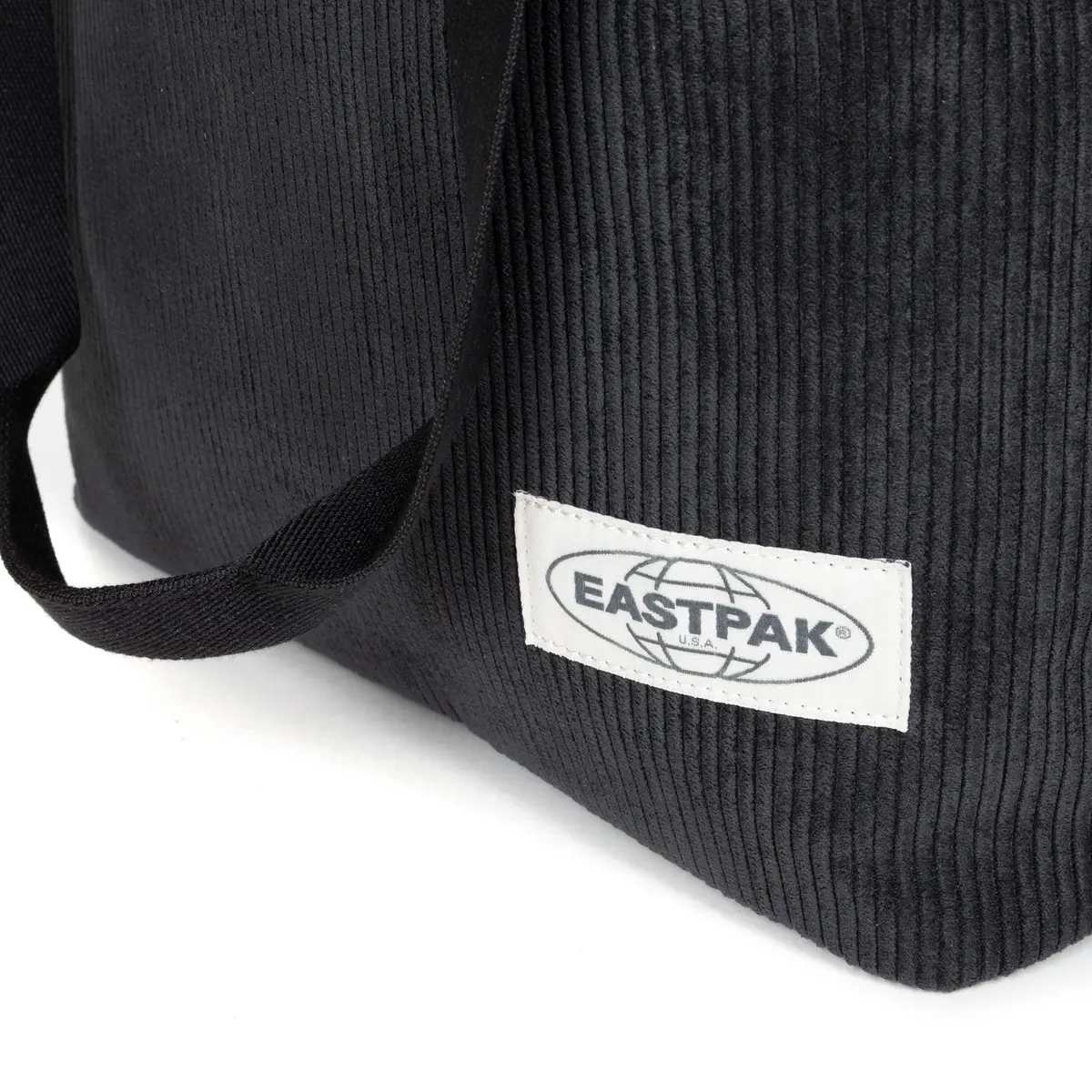 product/e/a/eastpak_ek0a5bic4w8_ribs-black_9.jpg