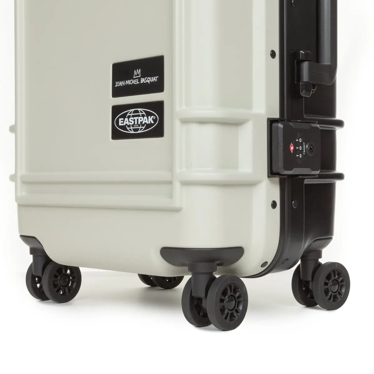 product/e/a/eastpak_ek0a5bje4y5_basquiat-pegasus_5.jpg