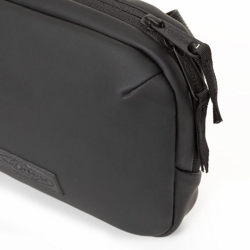 product/e/a/eastpak_ek0a5bju1f5_cnnct-f-matte-black_8.jpg