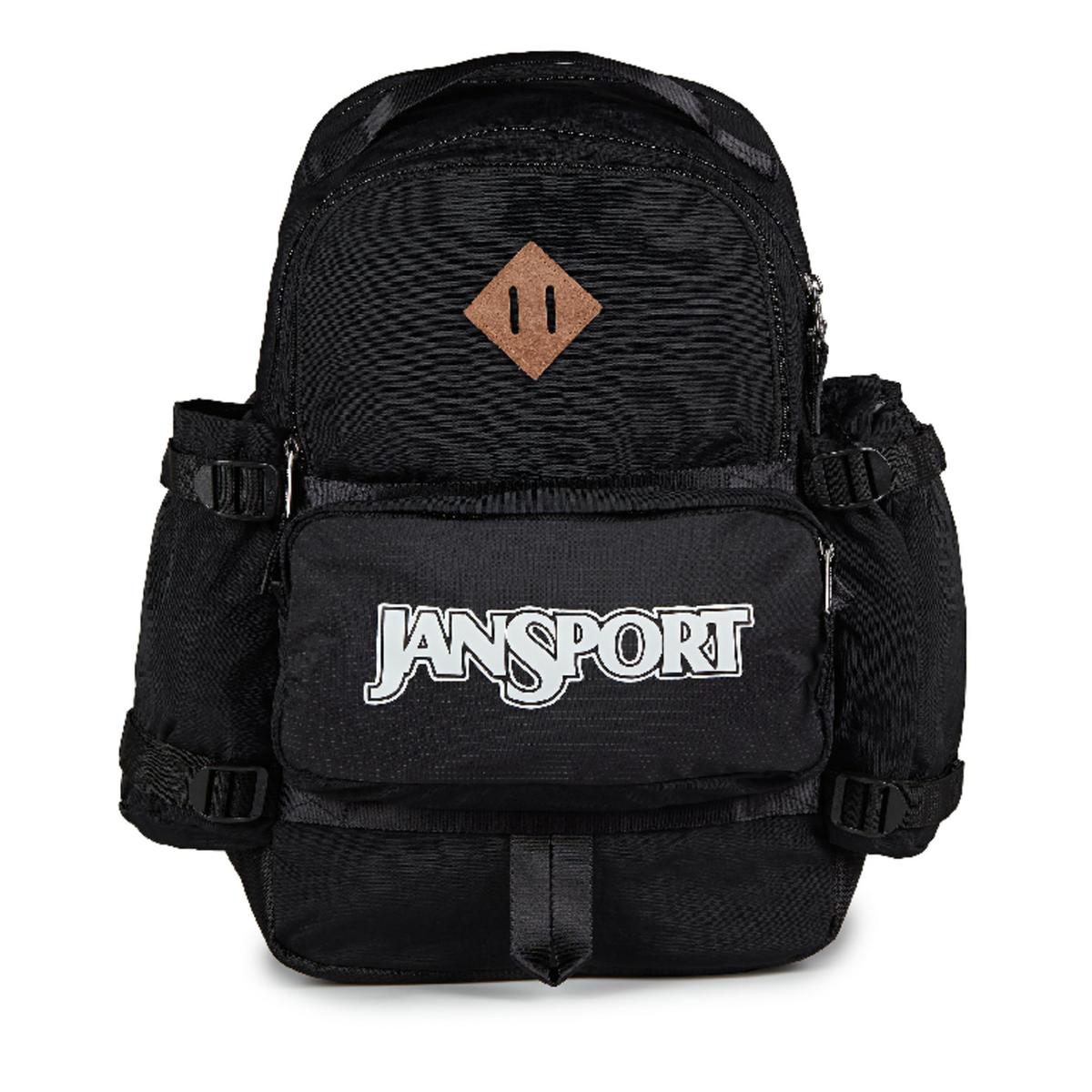 product/e/a/eastpak_ek0a5bjzn55_black_34.jpg