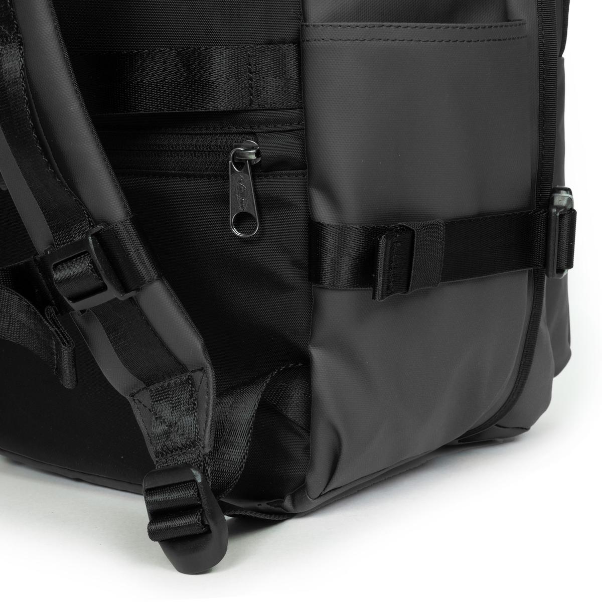 product/e/a/eastpak_ek0a5bkd4y8_tarp-black2_11.jpg