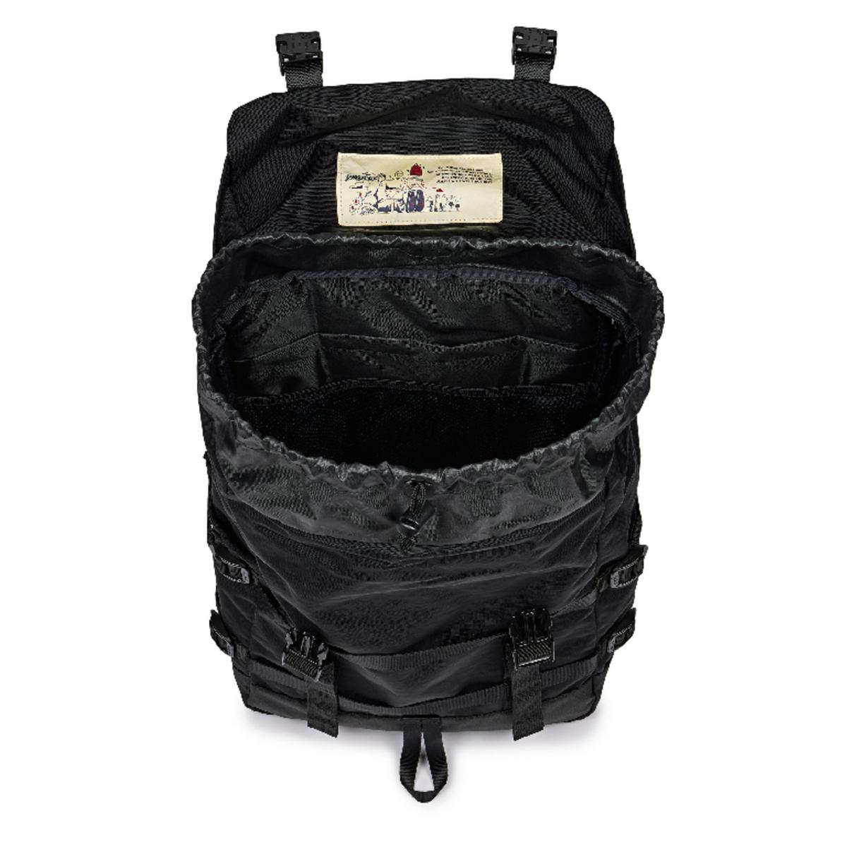 product/e/a/eastpak_ek0a5blin55_black_8.jpg