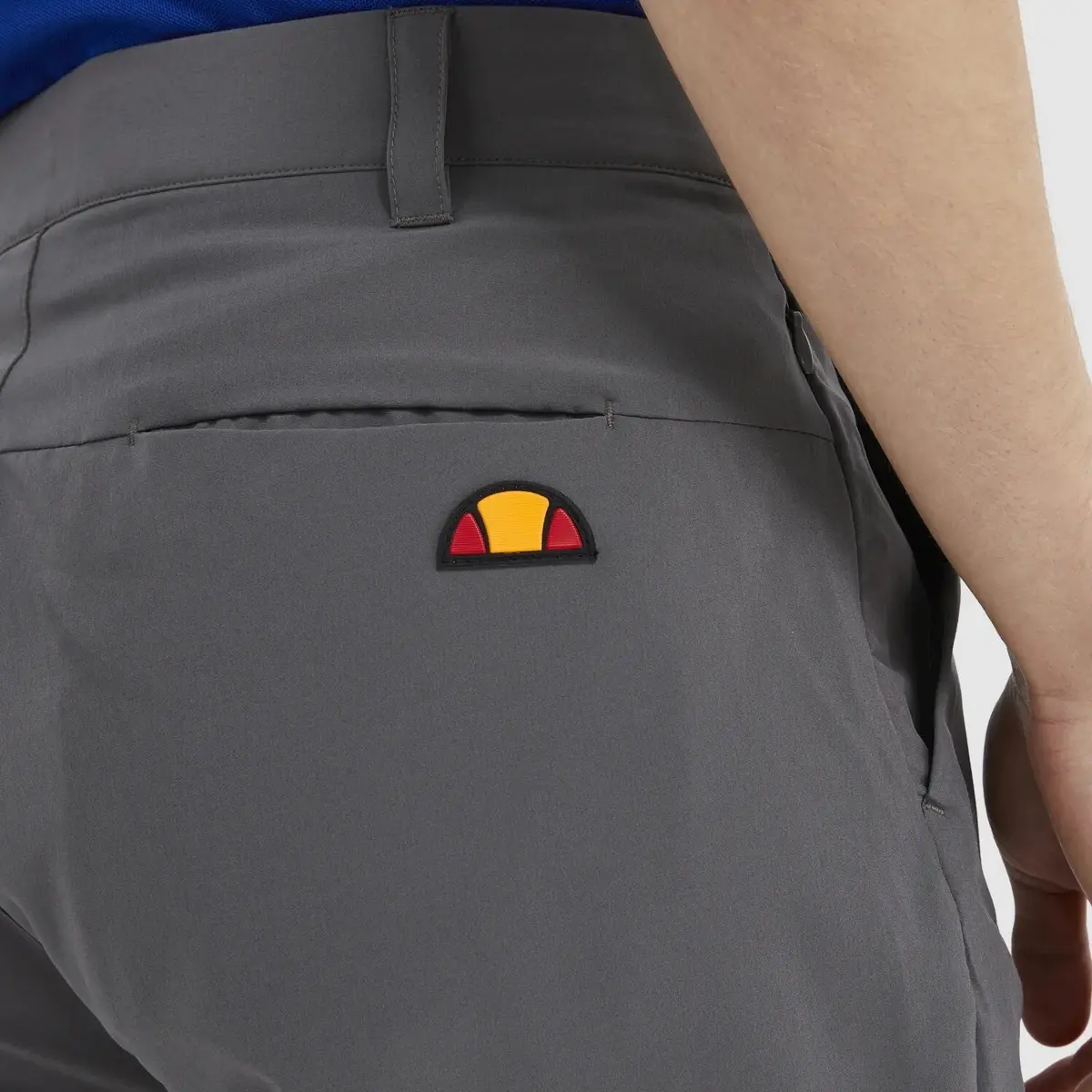 product/e/l/ellesse_svp16643gry_3.jpg
