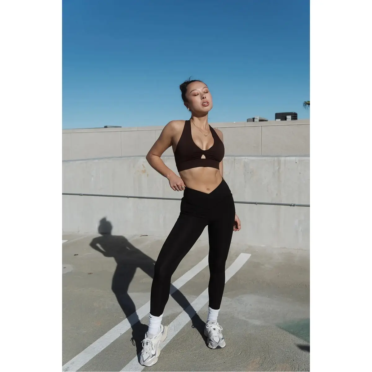 product/f/a/fabletics_ba2044049-0001_black_4.jpg