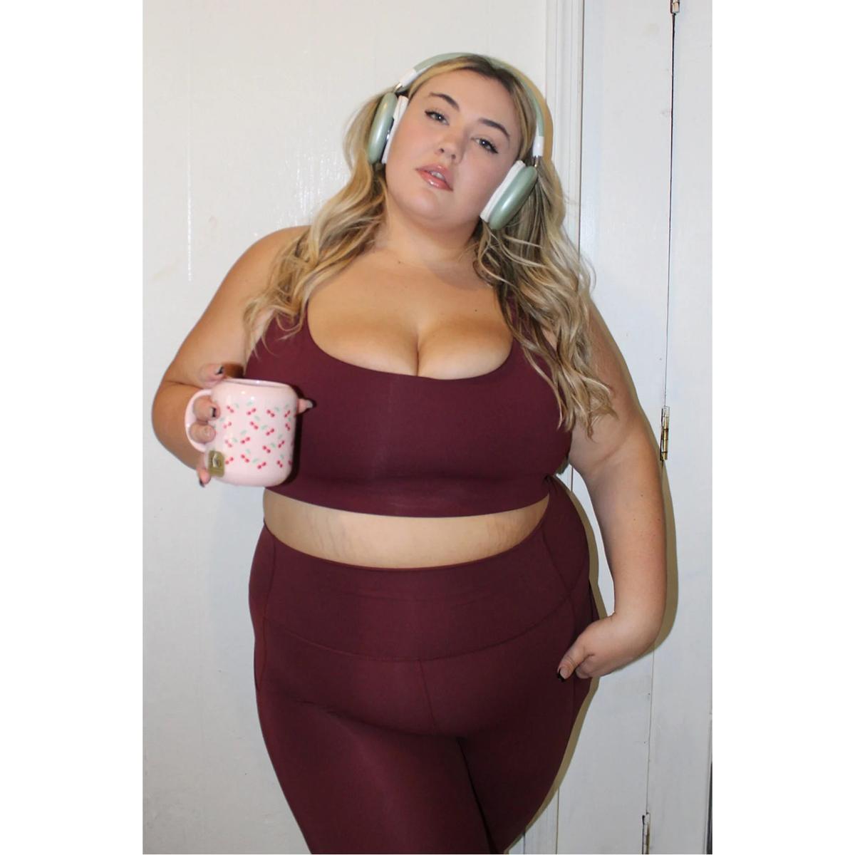 product/f/a/fabletics_ba2355231-6932_merlot_5.jpg